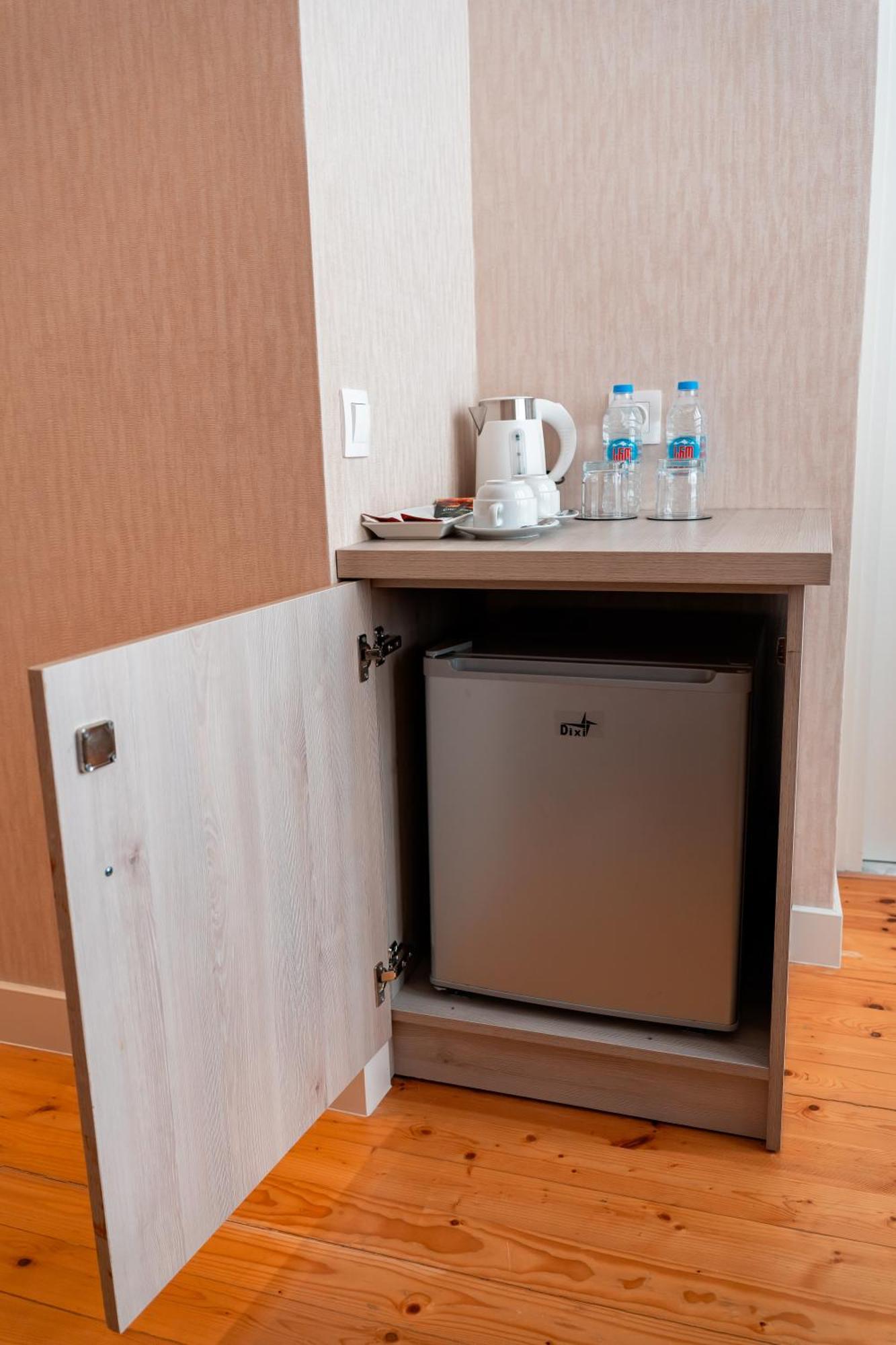 Hotel Well Inn Tiflis Dış mekan fotoğraf